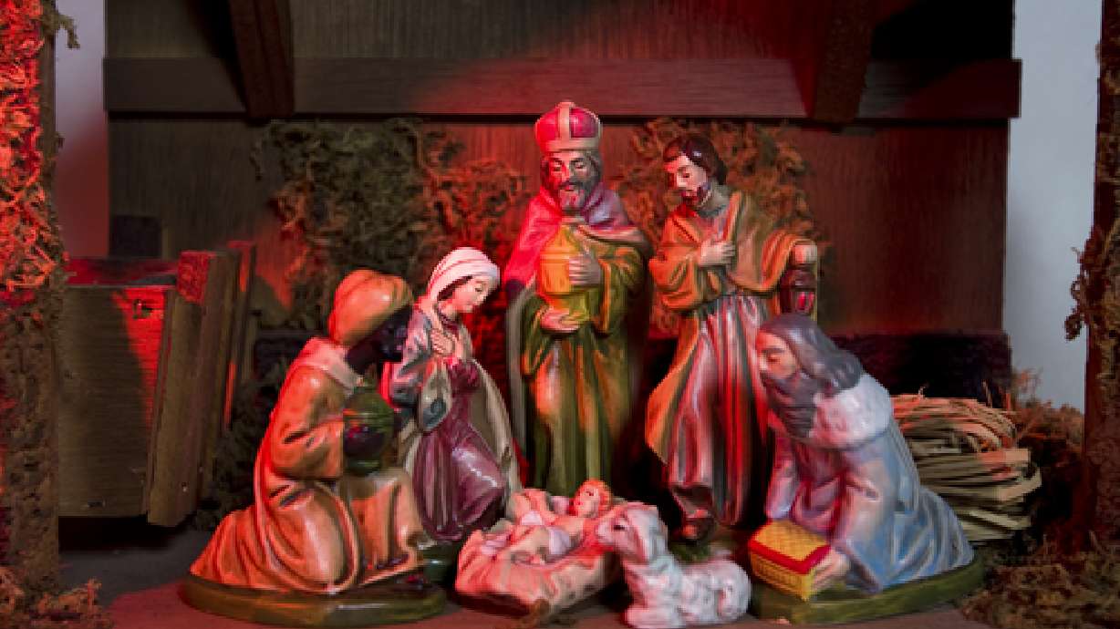 2 central Utah cities refuse to display nativity