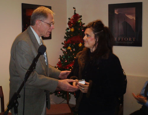 Police reward woman with iPod