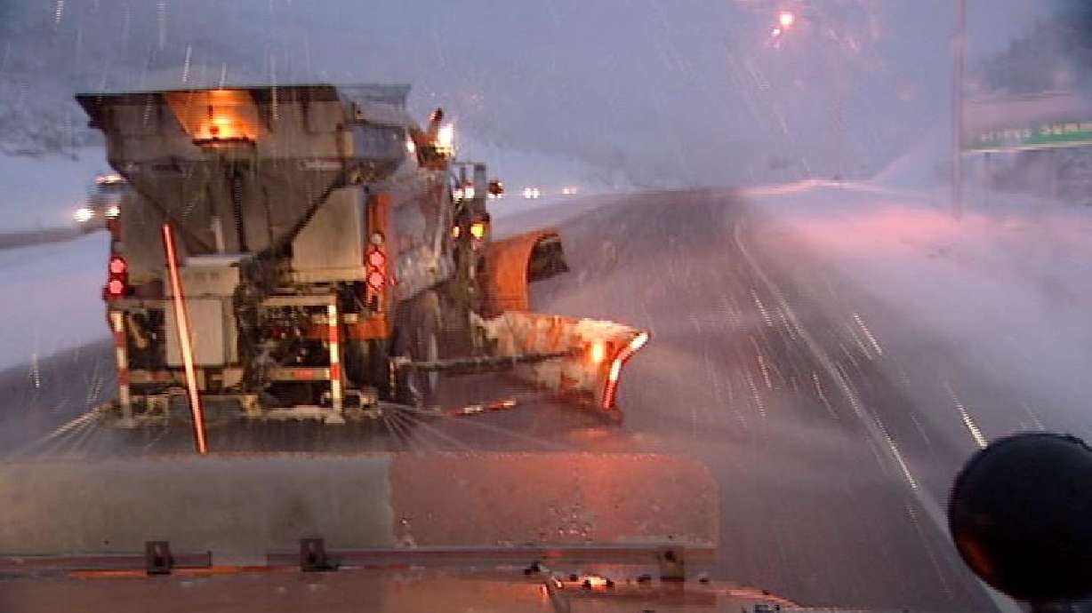 Fans will have to fight snow while traveling to Vegas Bowl