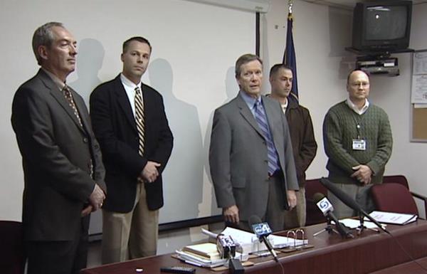 Police asking for public's help in finding serial ATM robber