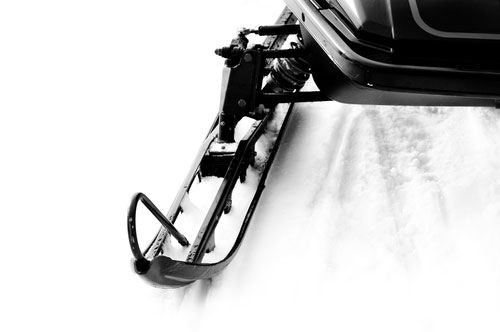 Man dies in avalanche while snowmobiling