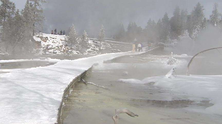 Utah scientists studying unusual Yellowstone earthquakes