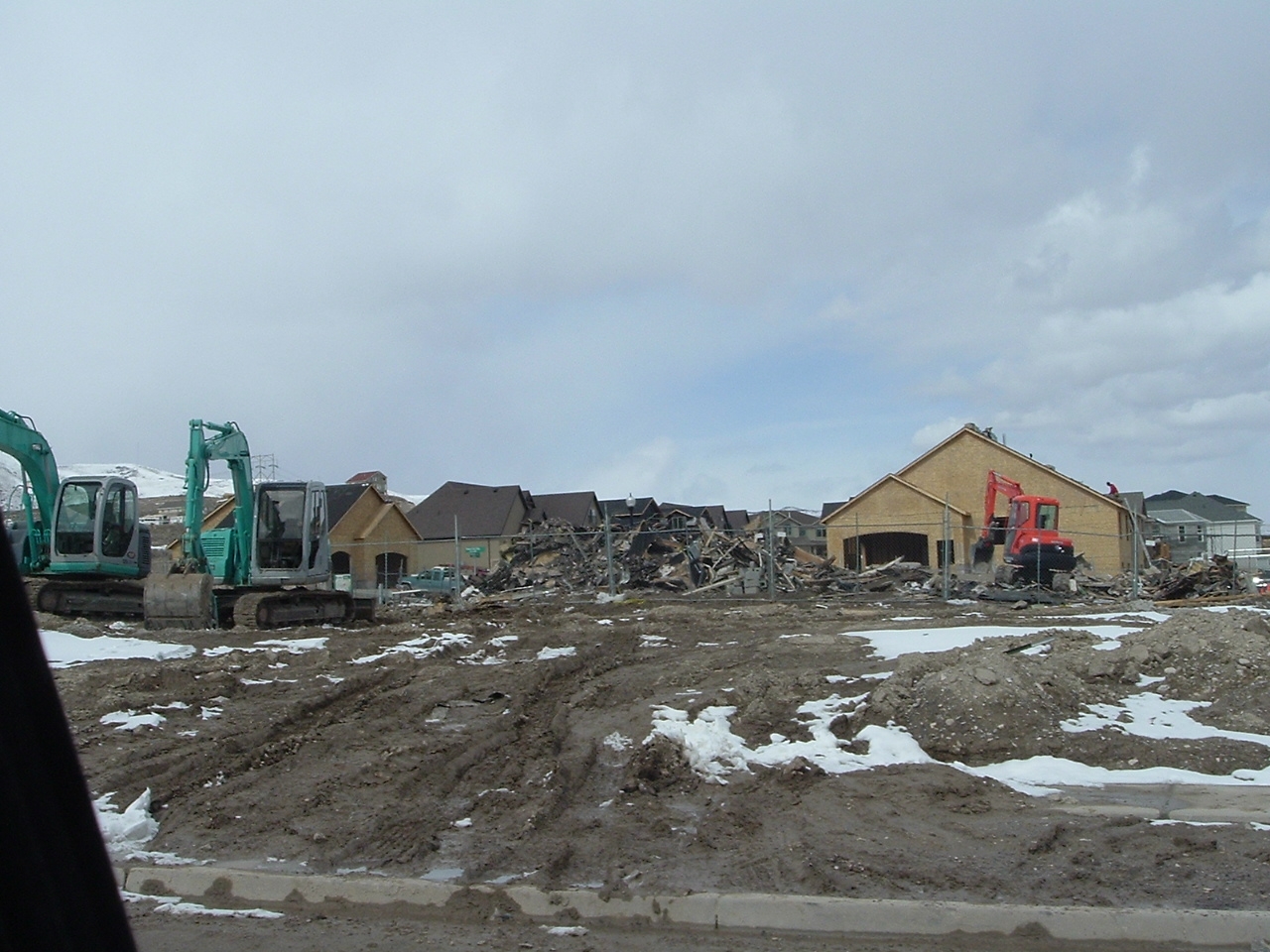 Investigation into Deadly Explosion Continues