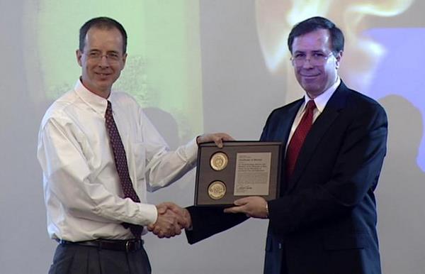 Utah researchers earn awards for work studying fires, explosions