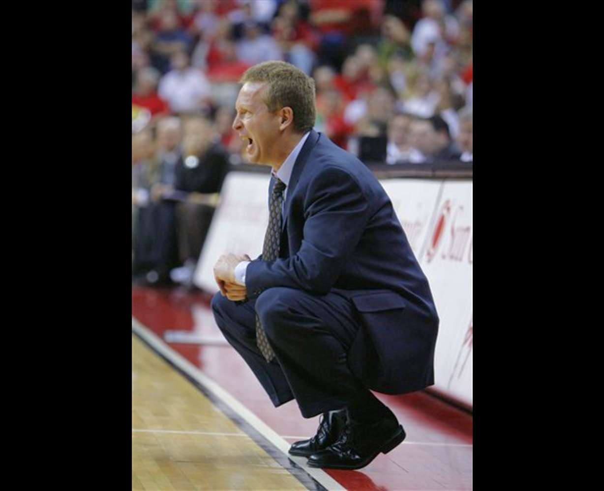 Rebels Run All Over Utes 80-54, Coach Giacoletti Era Ends