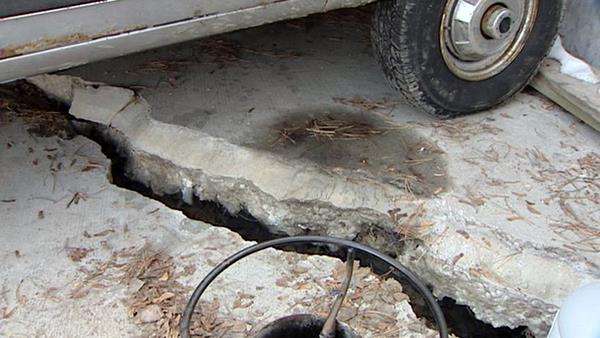 North Salt Lake residents losing their homes to landslide