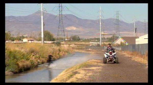 Australian duo reaches goal of surfing in 50 states
