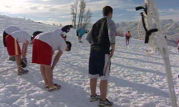 Coaches take students above the smog to practice