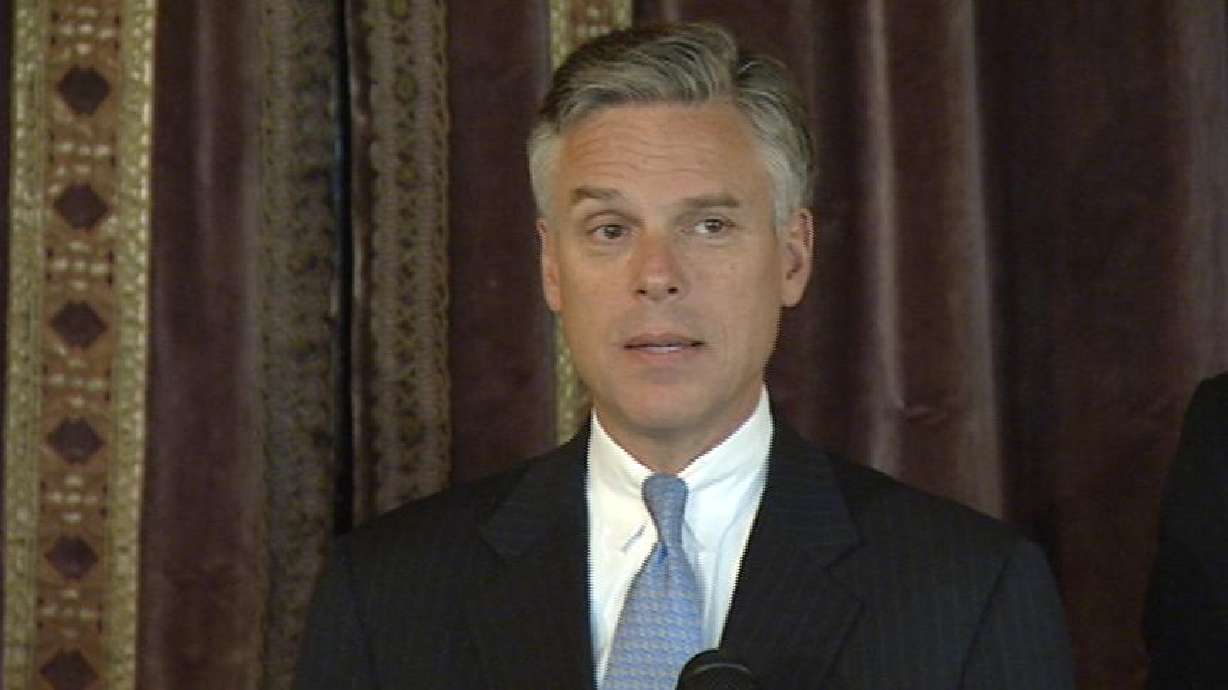 Huntsman plans to take stimulus money, though other govs. won't