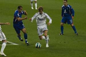 This guy should come to MLS.