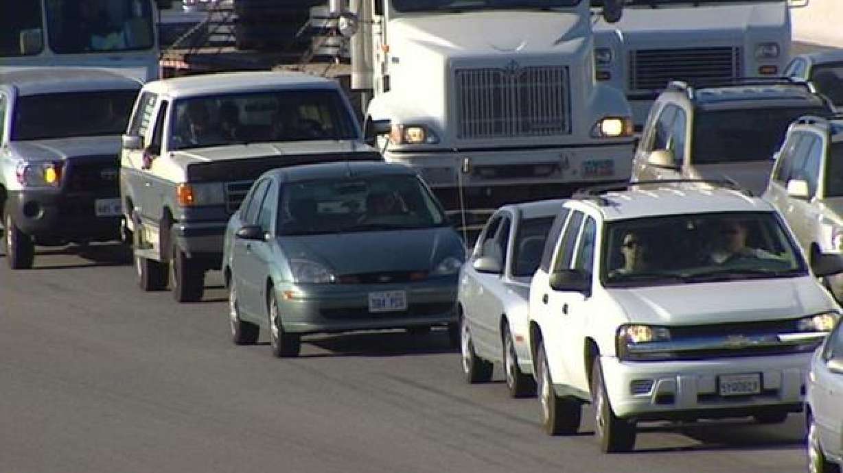 Engineers recommend fee for driving solo in express lane