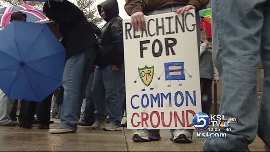 Group rallies in favor of upcoming legislative bills