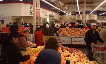 Buy Low grocery store opens in Provo