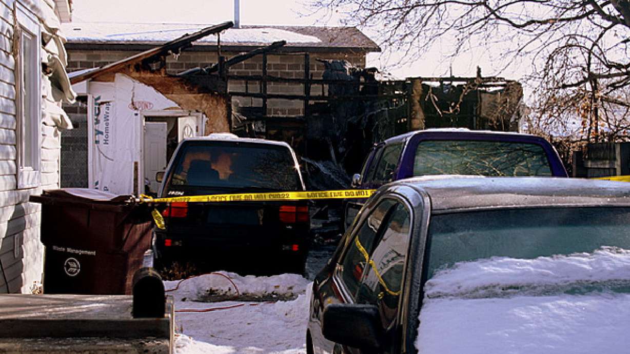 Man smoking a pipe may have caused fire