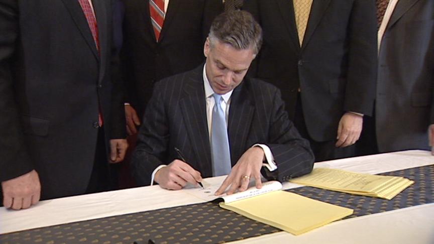 Governor Signs Largest Tax Cut in Utah's History