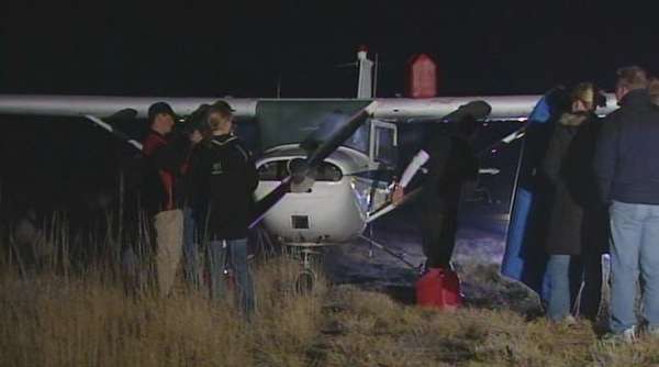 Pilot makes emergency landing on I-80