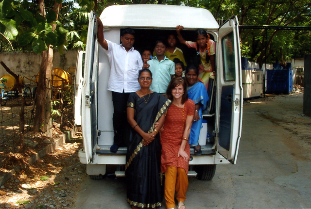 UofU graduate student, Sarah Tempest assisting with the Rising Star Outreach program in India