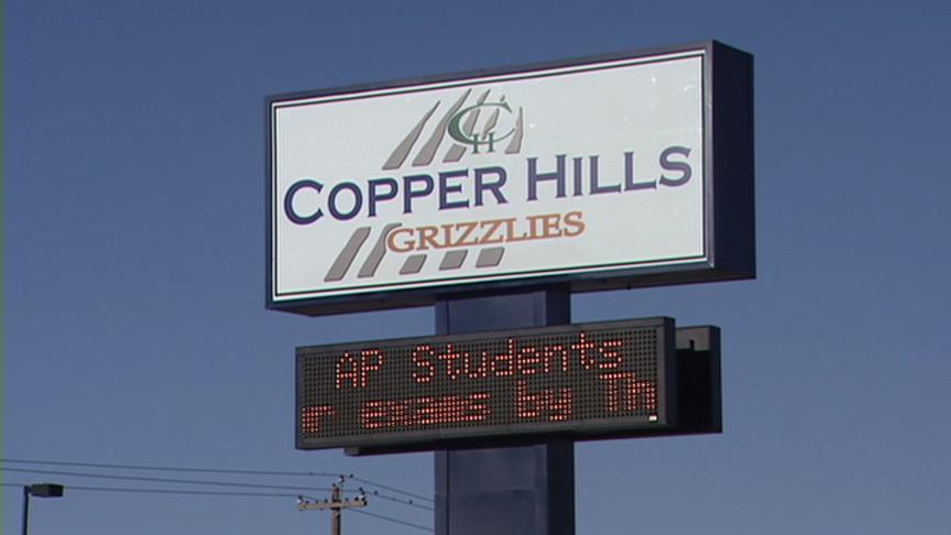 Parent Upset Over Glasses Handed Out at Prom