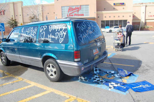 Wal-Mart clerk has wedding in St. George store