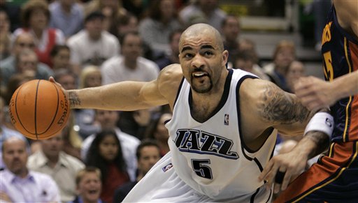 Jazz beat Warriors 104-100, end 4 game skid