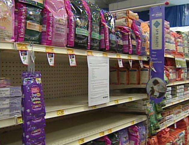 Owners of Deceased Pets Devastated by Pet Food Recall
