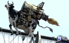 Flying Art Objects on the Move