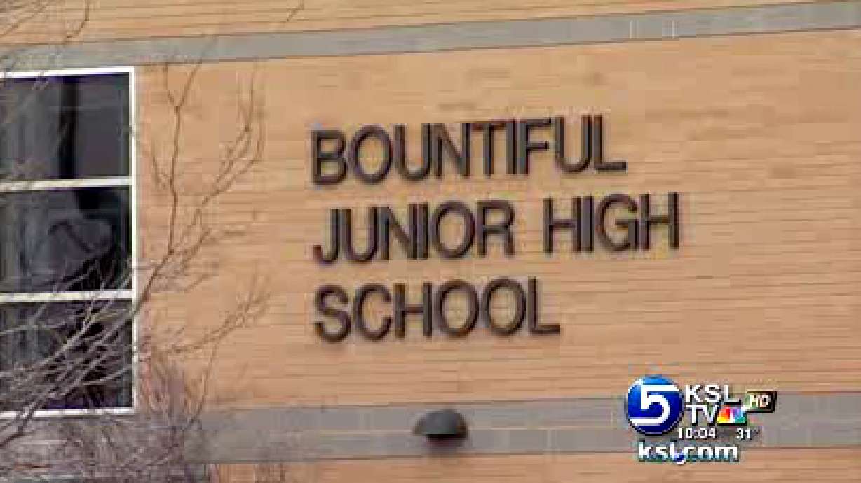 Teachers accused in sex scandal to undergo mental evaluations