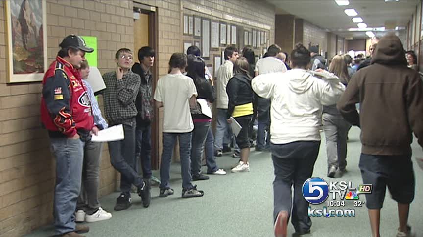 Lagoon gets big turnout at job fair